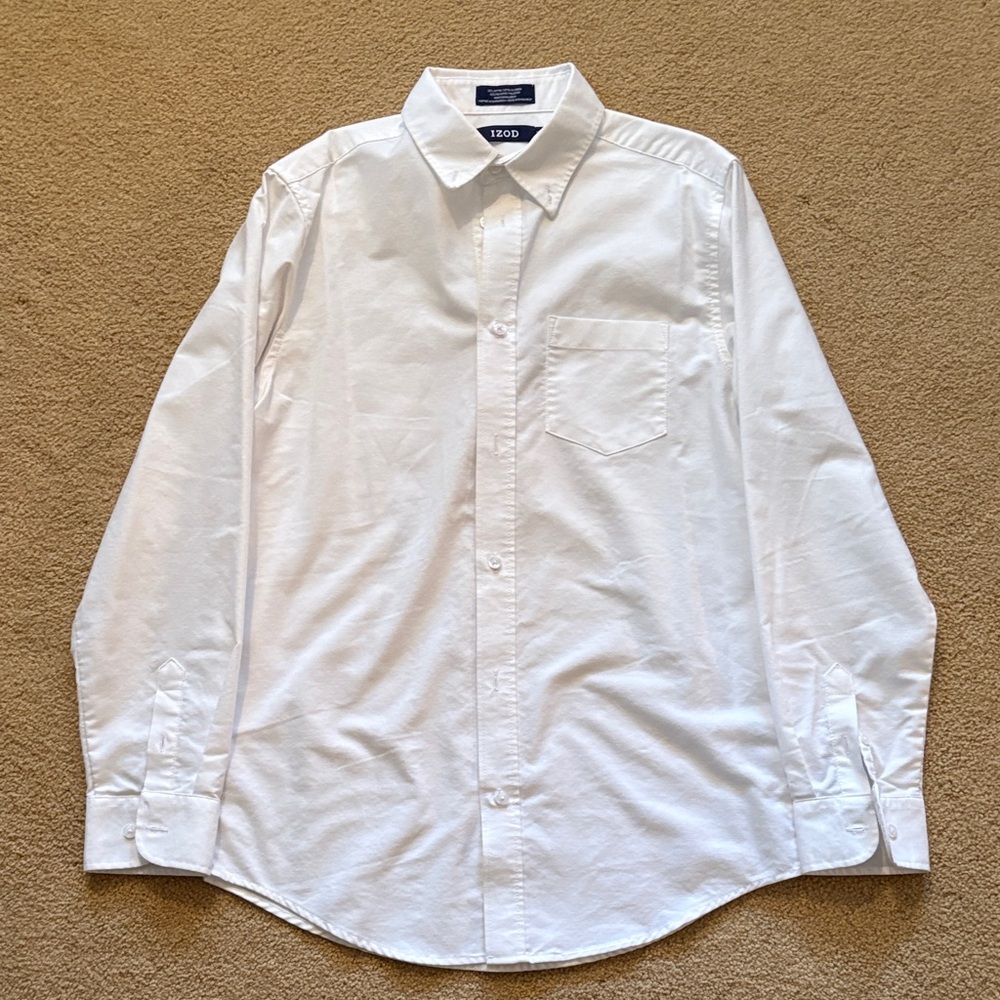 Two Izod boy’s button ups - Picture 6 of 8